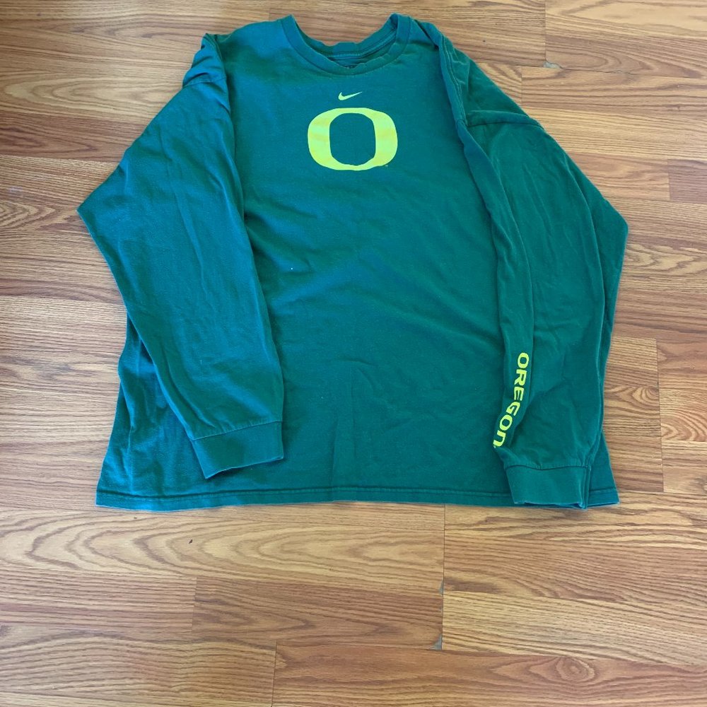 oregon nike center swoosh long sleeve